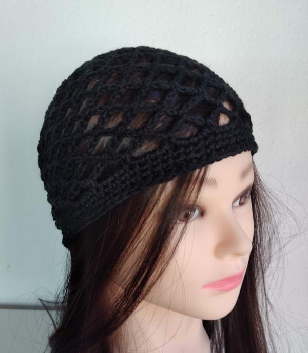 Gorro headpiece em crochê artesanal preto