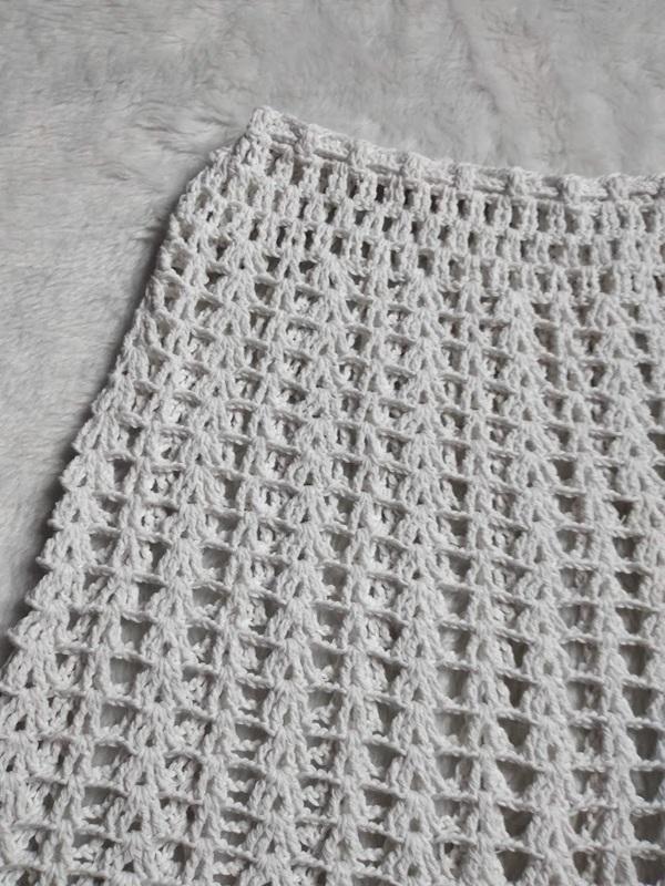 Saia saída de praia em crochê -  branca