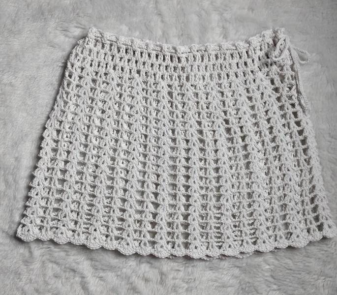 Saia saída de praia em crochê -  branca