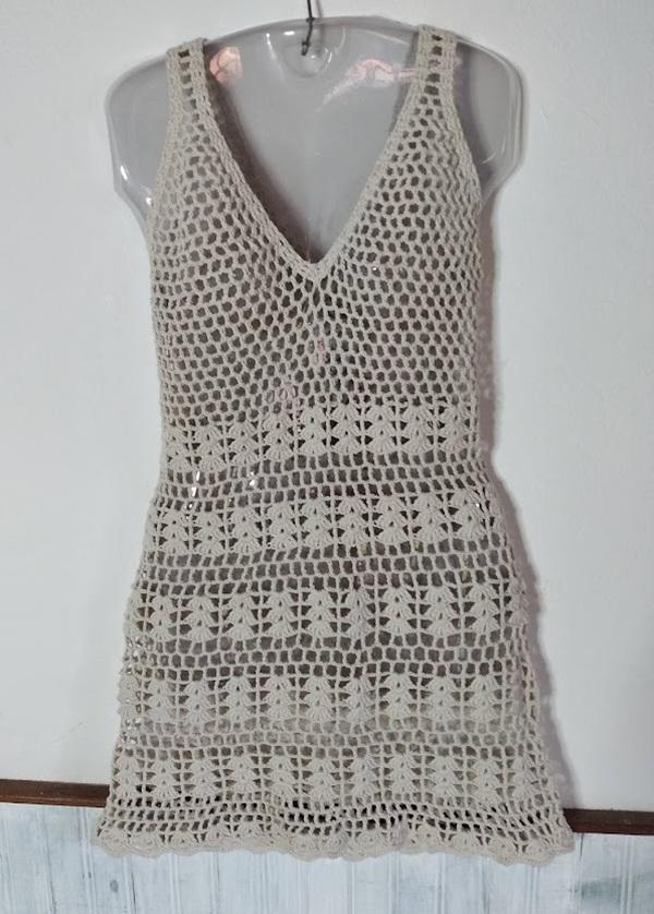 Saída de praia  vestido em crochê   - natural