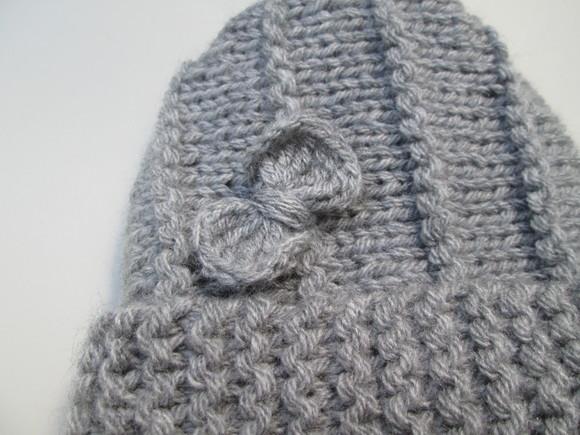 Cachecol e Gorro Infantil em Trico com Laço-  cor Cinza- feito ?