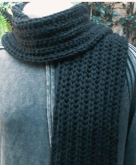 Cachecol em Tricô Masculino -  Preto - feito à  mão