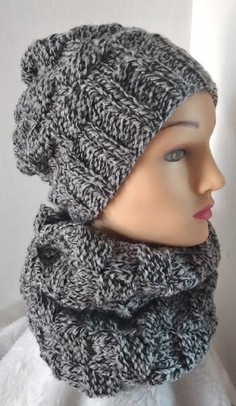 Cachecol Gola e Gorro em de Tricô - Mesclada Cinza