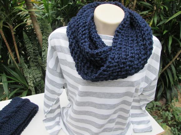 Cachecol Maxi Gola em Tricô - Azul Escuro