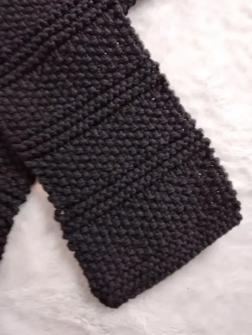 Cachecol e gorro masculino em tricô - preto