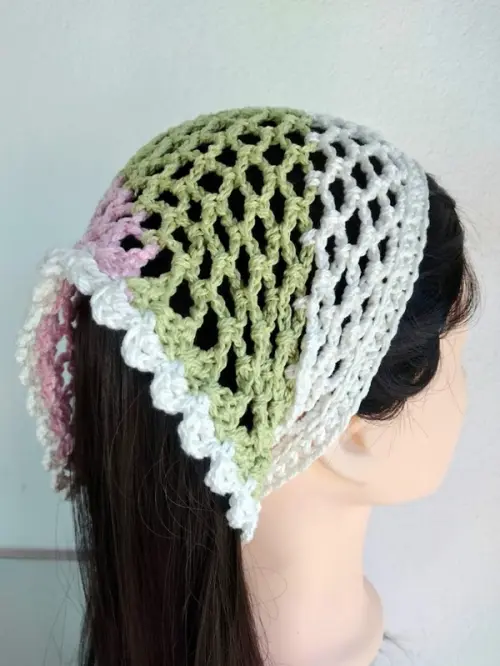 Bandana em  Crochê  arcos cores- lenço para cabelos