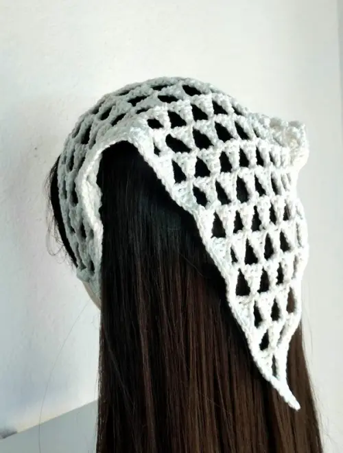 Bandana em  Crochê  off white - lenço para cabelos
