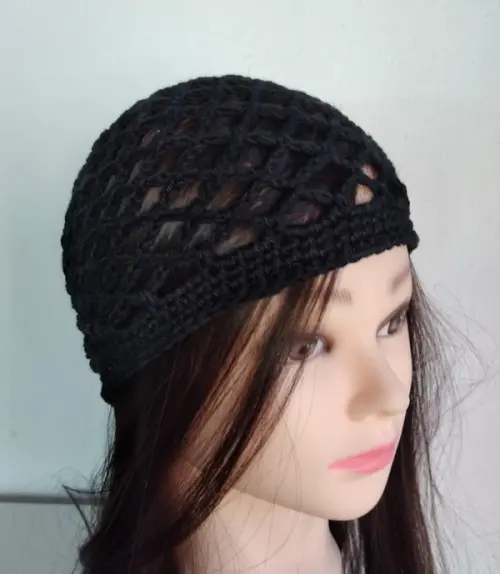 Gorro headpiece em crochê artesanal preto