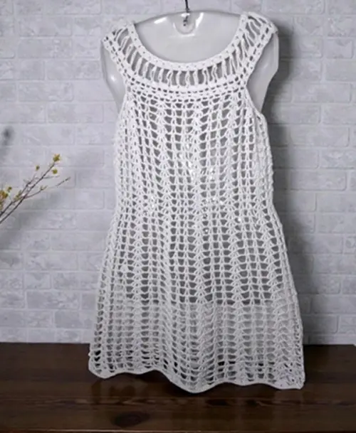 Saída de praia  vestido em crochê   - branca