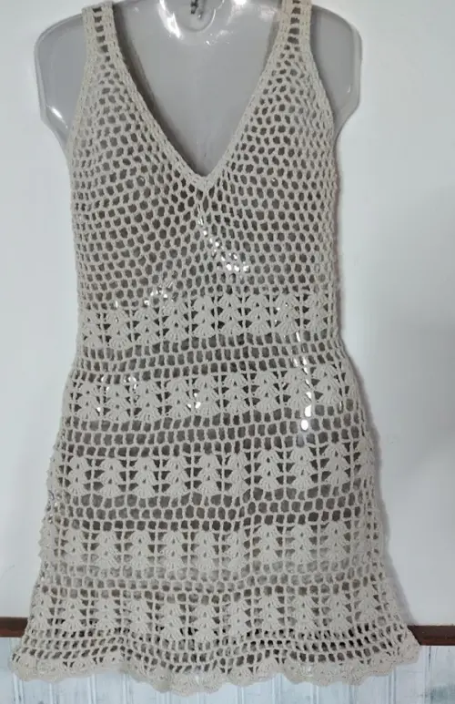 Saída de praia  vestido em crochê   - natural