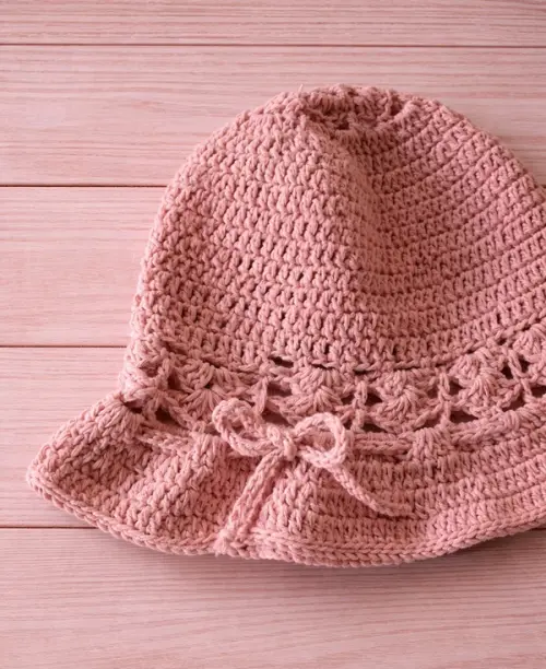 Chapéu infantil  de crochê - rosa