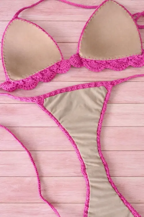 biquini de crochê com babadinho - pink