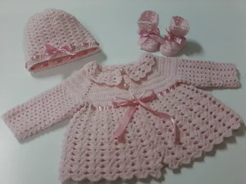 Casaquinho, Gorro e Sapatinho em Crochê - Rosa