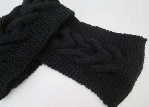 Cachecol em Tricô com Trança - Preto
