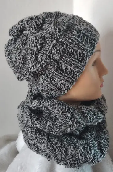 Cachecol Gola e Gorro em de Tricô - Mesclada Cinza
