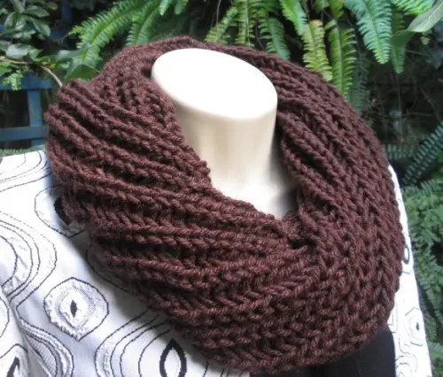 Cachecol Maxi Gola em Tricô - Marrom