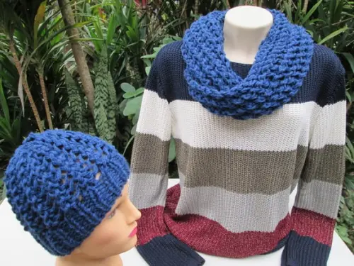 Conjunto Cachecol Maxi Gola e Gorro em Tricô- Azul