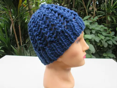Conjunto Cachecol Maxi Gola e Gorro em Tricô- Azul