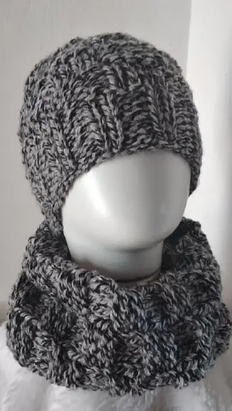 Gorro e Gola de Tricô Infantil - Mesclada Cinza