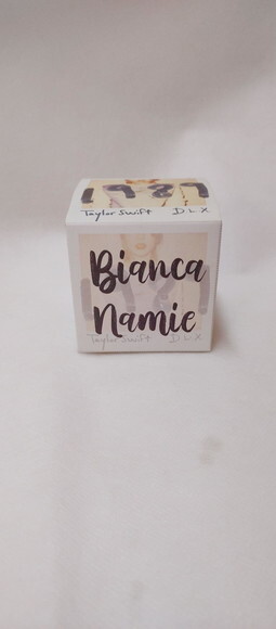 Caixa Cubo. - Taylor Swift