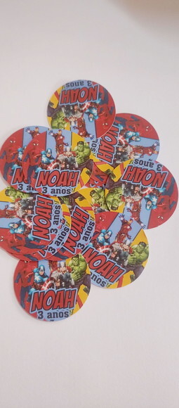 Tag Avengers Circular com Furo - 30 Unidades