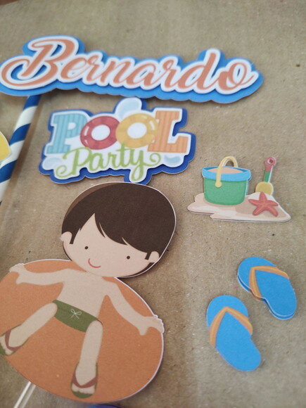 Topo de Bolo Mesversário Poolparty