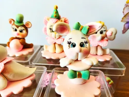 kit 10 caixinhas luxo circo em biscuit com nome da criança