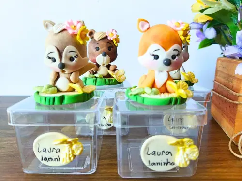 caixinha luxo biscuit bosque encantado menina 10 uni