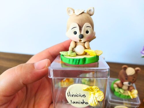 caixinha personalizada lembrancinha bosque encantado menino