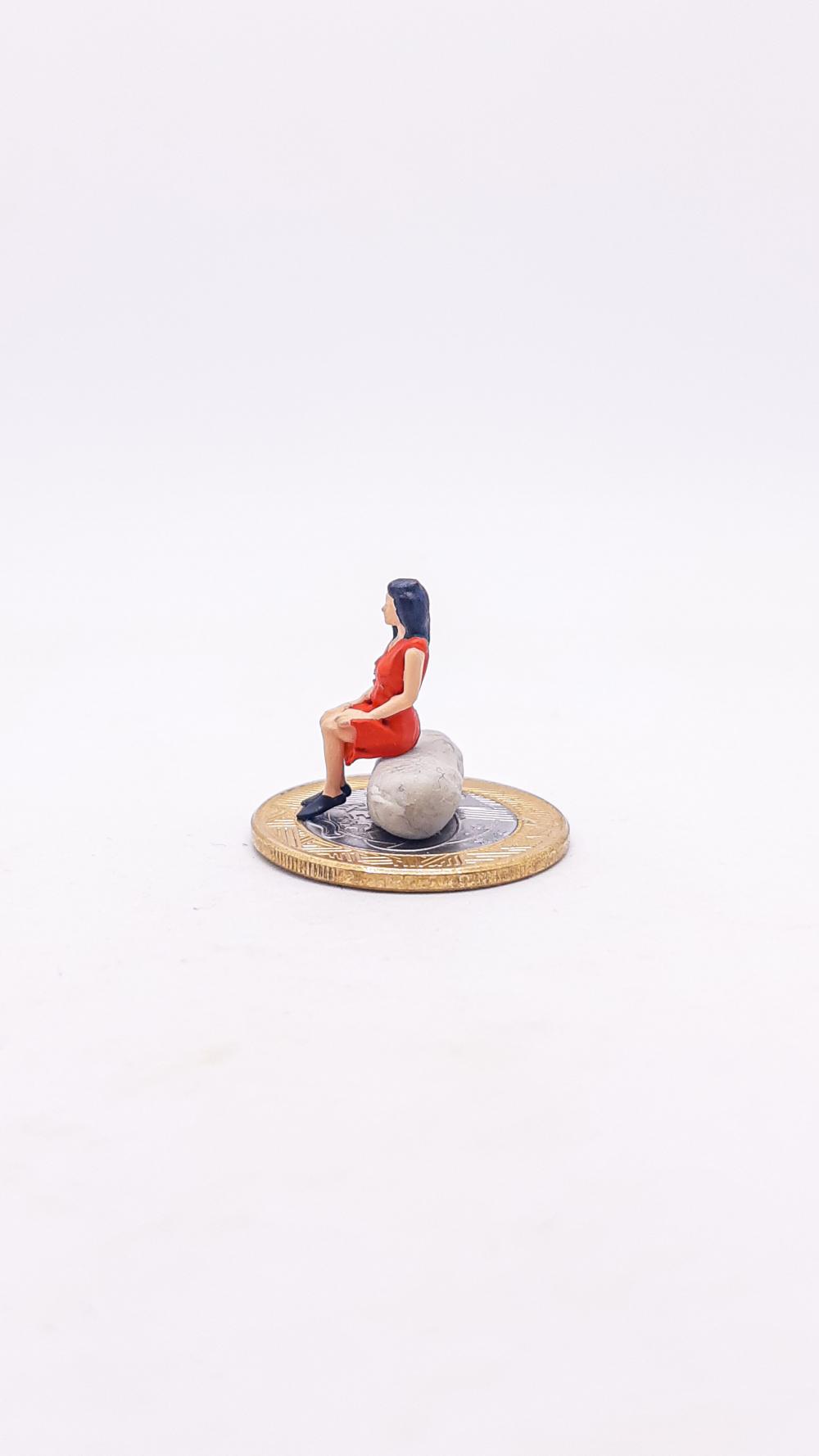 Mulher Sentada Miniatura M434A