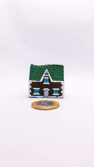 Casinha Miniatura M485E