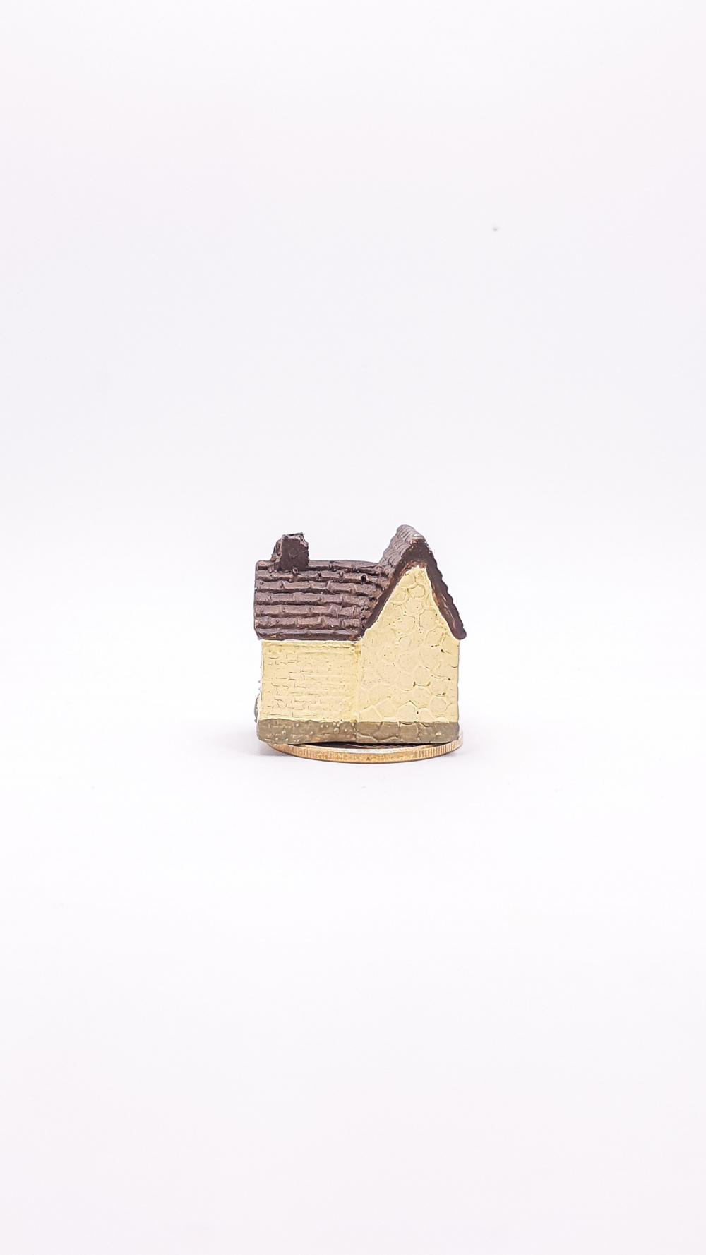 Casinha com Jardim Miniatura M647C