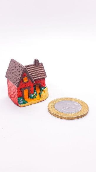Casinha com Jardim Miniatura M647H