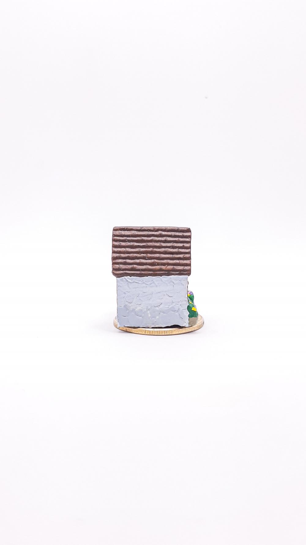 Casinha com Jardim Miniatura M647K