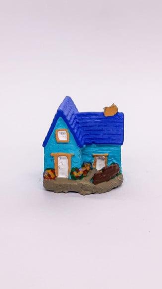 Casinha com Jardim Miniatura M647N