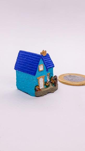 Casinha com Jardim Miniatura M647N