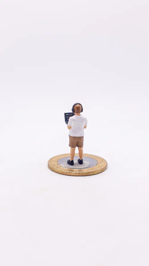 Homem com Computador Miniatura M1121A