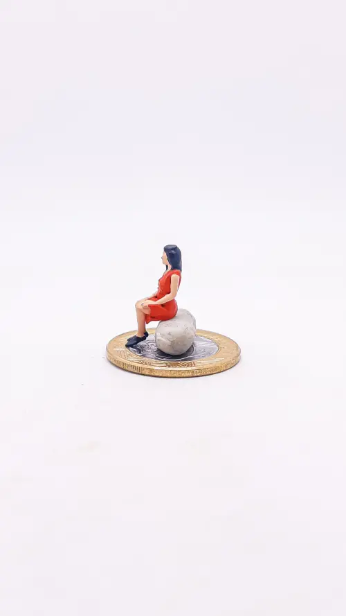 Mulher Sentada Miniatura M434A