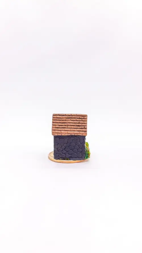 Casinha com Jardim Miniatura M647B