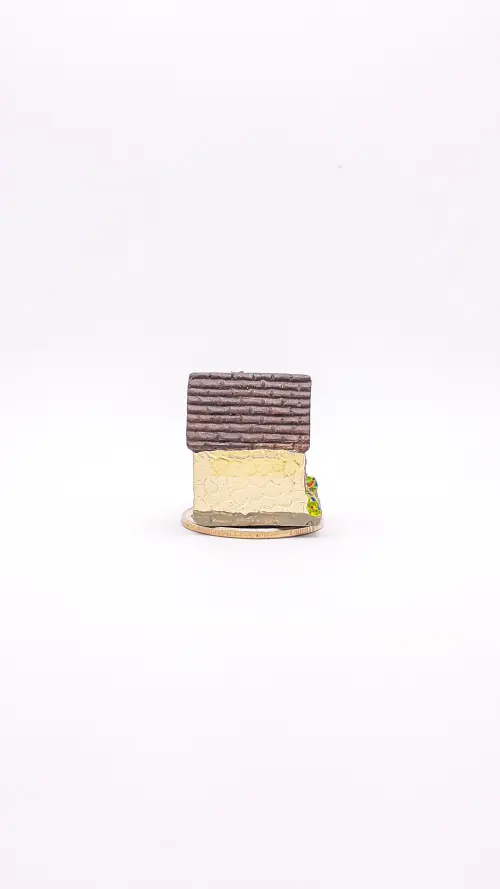 Casinha com Jardim Miniatura M647C