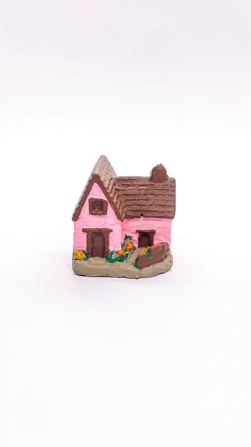 Casinha com Jardim Miniatura M647P