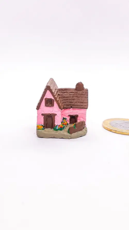Casinha com Jardim Miniatura M647P