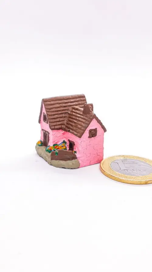 Casinha com Jardim Miniatura M647P