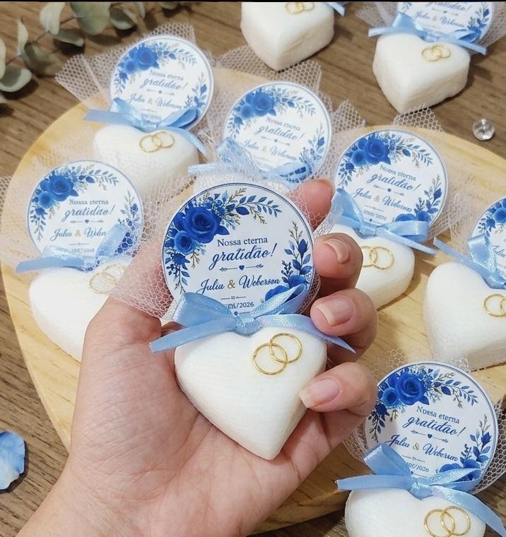 Mini sabonete em formato coração personalizado