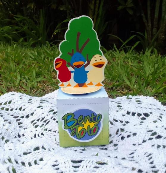 Caixa Cubo Personalizada Bento e Totó