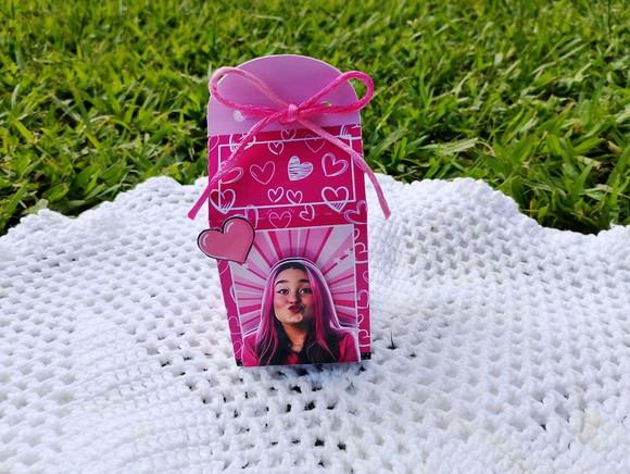 Caixa Milk Emily Vick