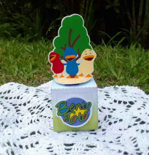 Caixa Cubo Personalizada Bento e Totó