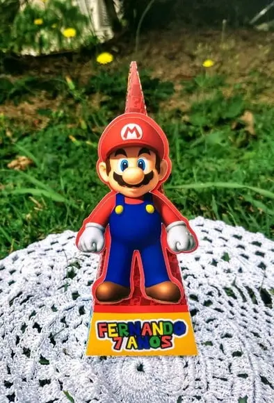 Caixa Pirâmide Super Mario