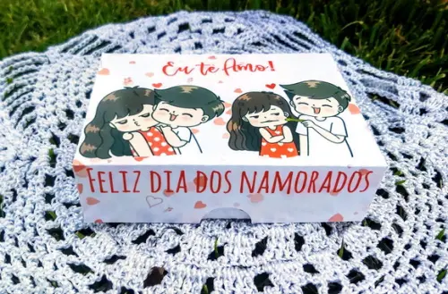 Caixinha para 6 Bombons ou Docinhos dia dos Namorados