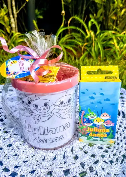 Caneca para Colorir Baby Shark